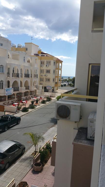 Pasianna Hotel Apartments Λάρνακα Εξωτερικό φωτογραφία