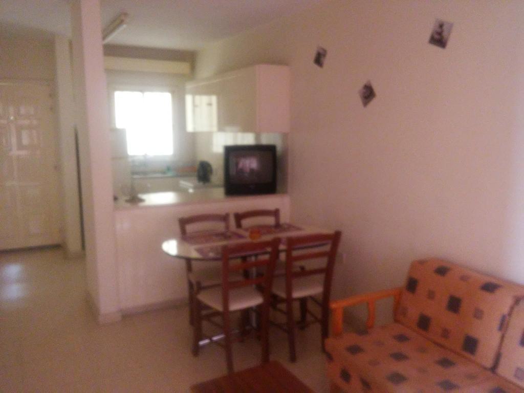 Pasianna Hotel Apartments Λάρνακα Εξωτερικό φωτογραφία